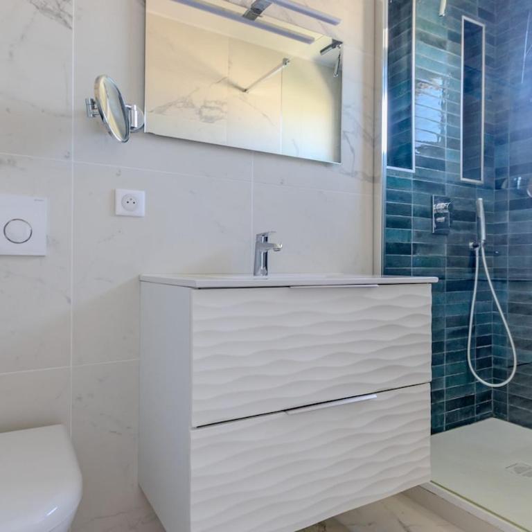 Juan les Pins appartement Rooftop, 2 chambres avec parking - Appartement 2 Chambres - 10