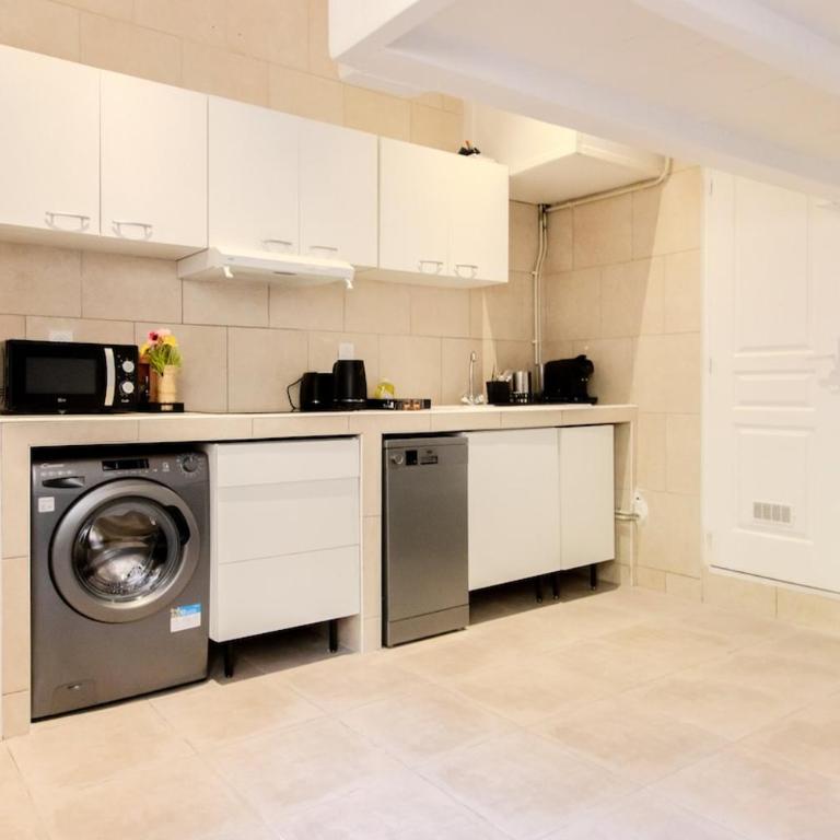 Juan-les-Pins studio avec mezzanine proche plages - Appartement 2 Chambres - 11