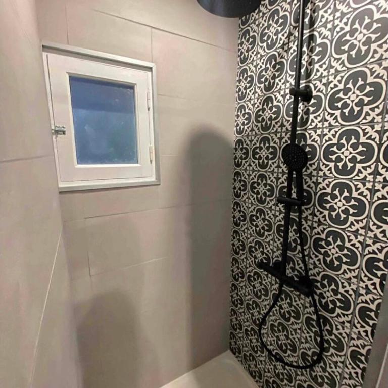 Nice Chateauneuf, studio rénové avec emplacement central - Appartement 1 Chambre - 6