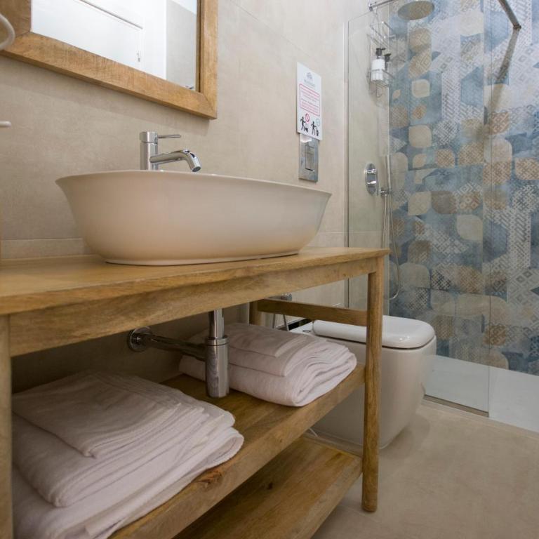 Massimo Rooms and suite - Deluxe Double Room - 4