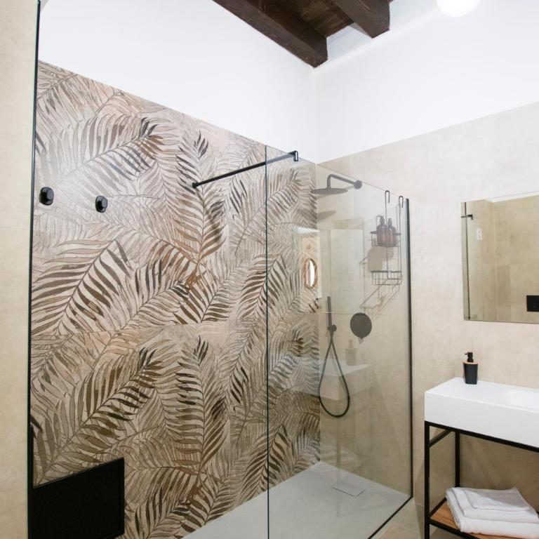 Massimo Rooms and suite - King Room with Spa Bath - 18