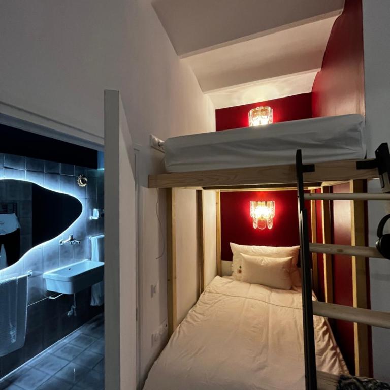Appartement Ombragé 44m2 Riviera Palace Belle-Epoque, Restomod et Literie Prestige - Appartement 2 Chambres - 19