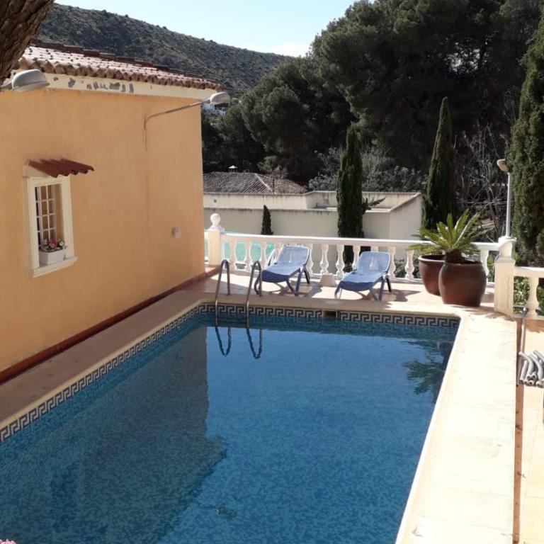 Apartamento en Moraira con piscina 100 m de la playa - Two-Bedroom Apartment - 46