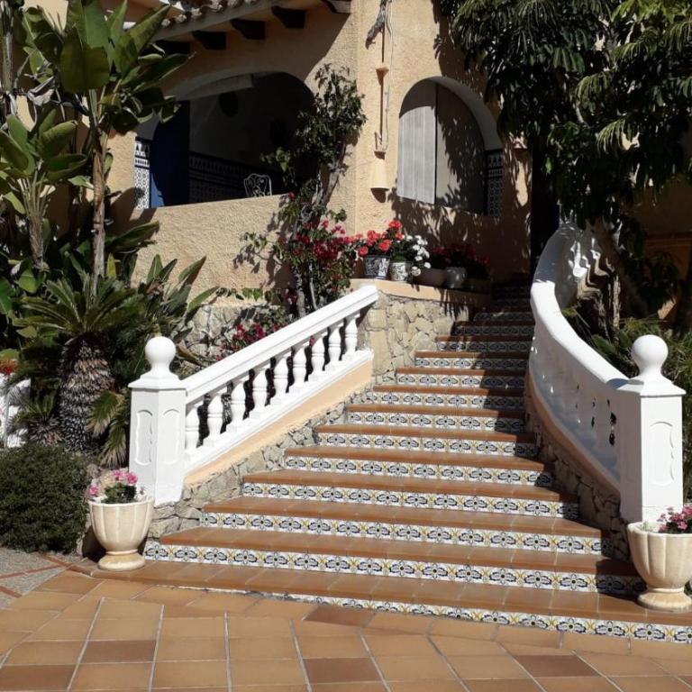 Apartamento en Moraira con piscina 100 m de la playa - Two-Bedroom Apartment - 50