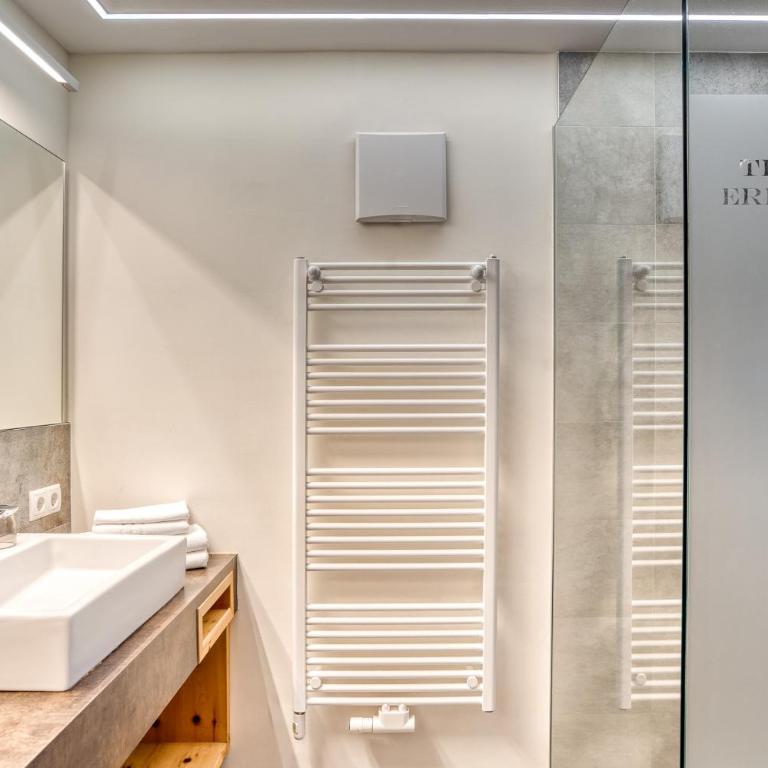Hotel habicher hof - Your 4-Star Superior Wellness Hideaway - Junior Suite with Balcony - 8