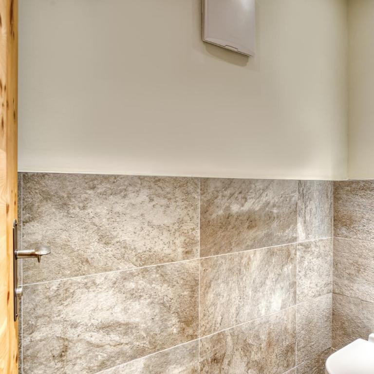 Hotel habicher hof - Your 4-Star Superior Wellness Hideaway - Junior Suite with Balcony - 7