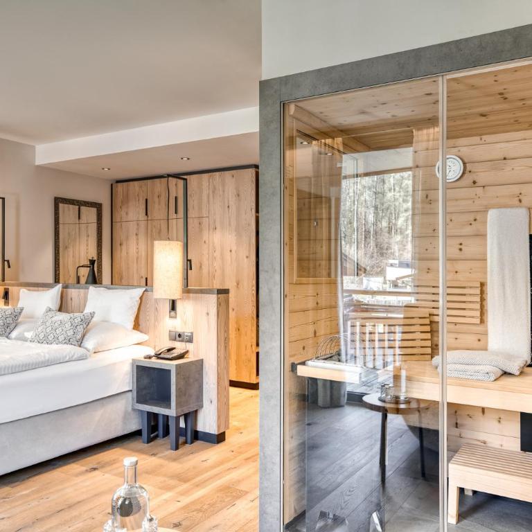Hotel habicher hof - Your 4-Star Superior Wellness Hideaway - Suite with Sauna - 1