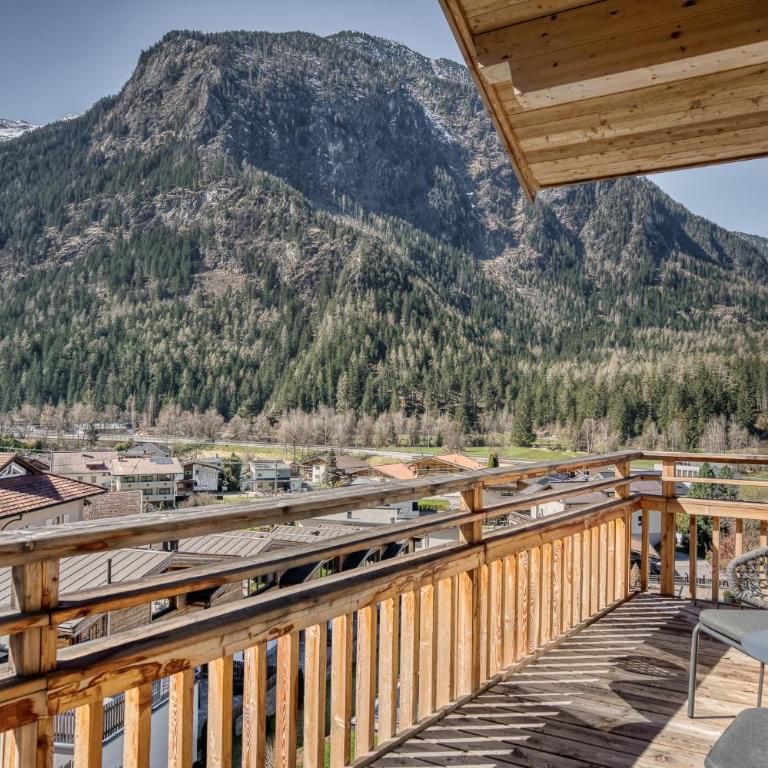 Hotel habicher hof - Your 4-Star Superior Wellness Hideaway - Suite with Sauna and Balcony - 6
