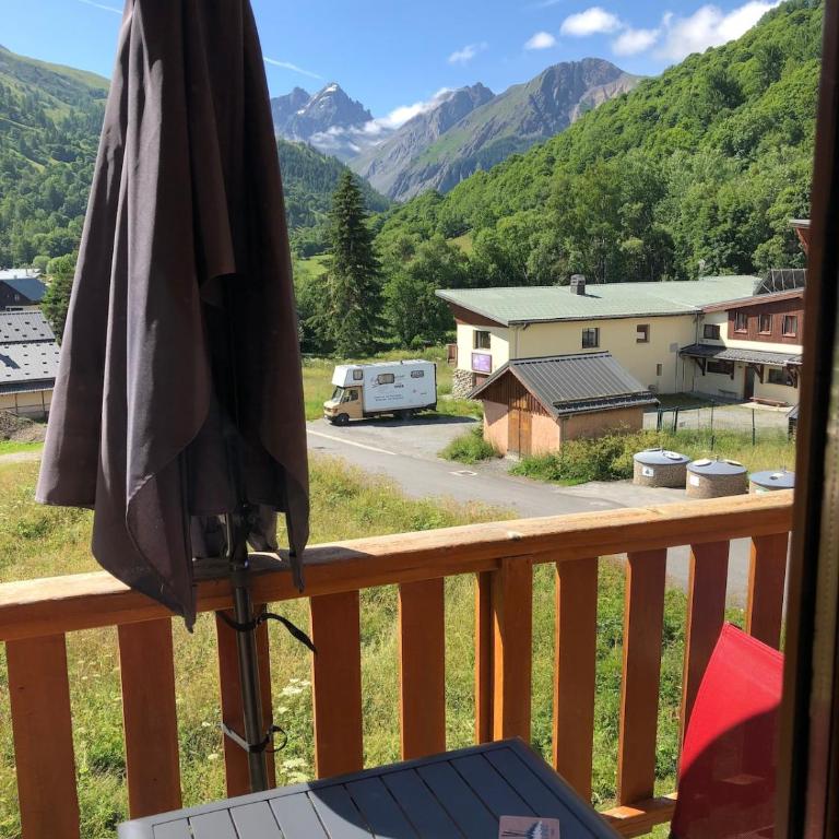 Beautiful apartment in independent chalet, facing mythical Col du Galibier - Apartment mit 2 Schlafzimmern - 26
