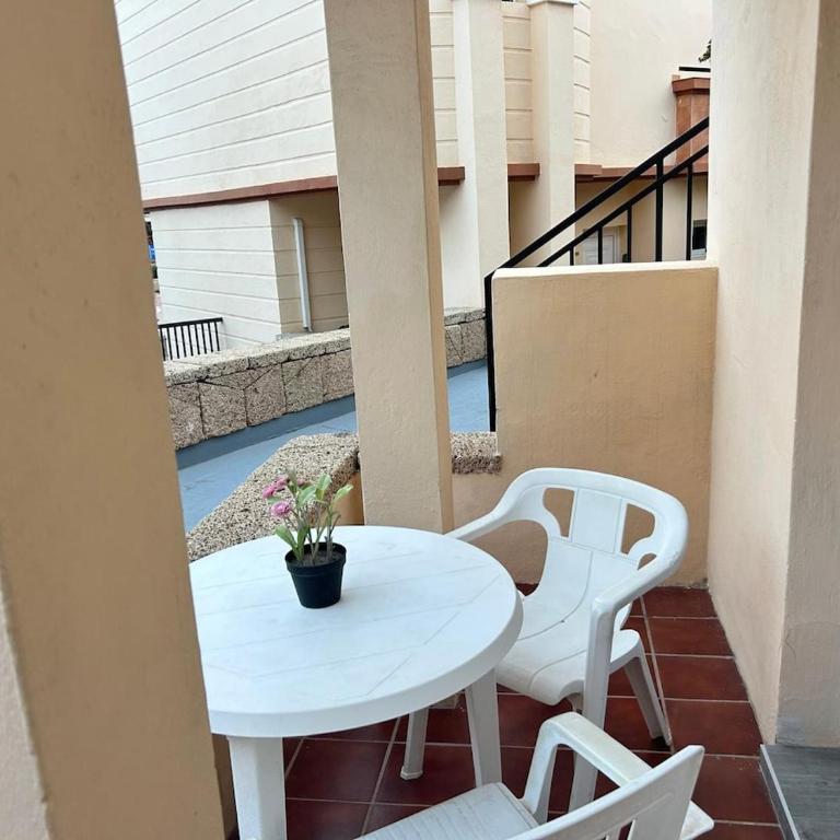 Modern One Bedroom Flat In Yucca Park - Apartamento de 1 dormitorio - 6