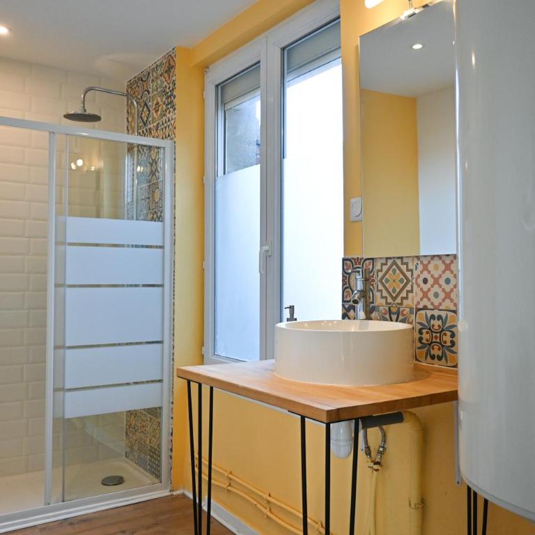 Calais BoisBlanc 4-6 personnes Centre Ville - Appartement 2 Chambres - 12