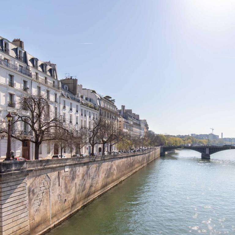 Comme une maison sur l'Île Saint Louis - Appartement 2 Chambres - 14