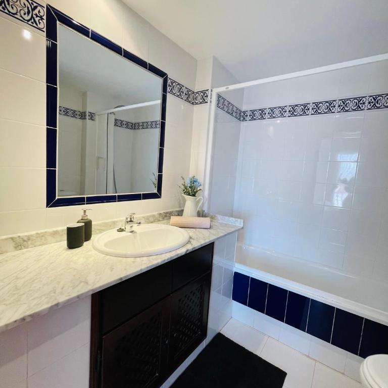 Klebis Holiday Torrevieja - Two-Bedroom Apartment - 24
