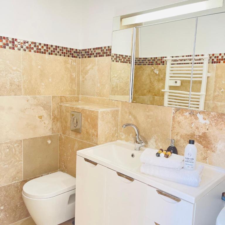 Beau 2 pièces emplacement n 1 proche de la mer - Apartment mit 1 Schlafzimmer - 9