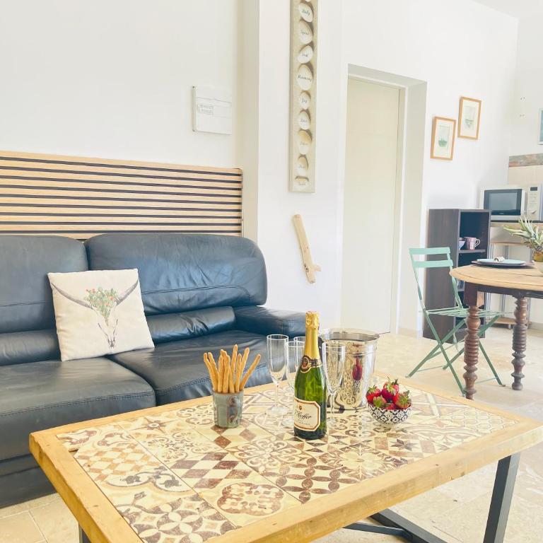 Beau 2 pièces emplacement n 1 proche de la mer - Apartment mit 1 Schlafzimmer - 16
