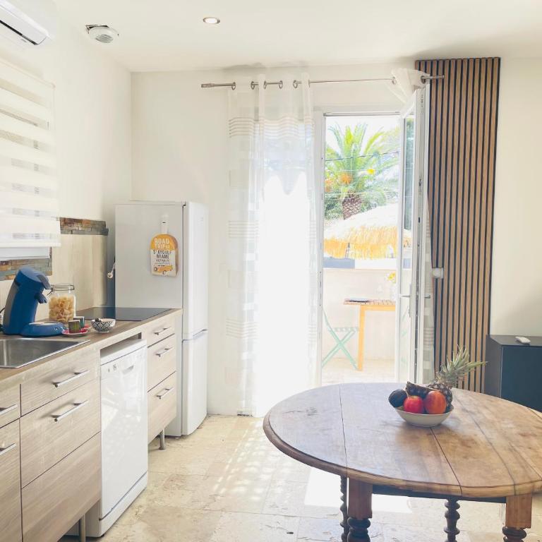 Beau 2 pièces emplacement n 1 proche de la mer - Apartment mit 1 Schlafzimmer - 18