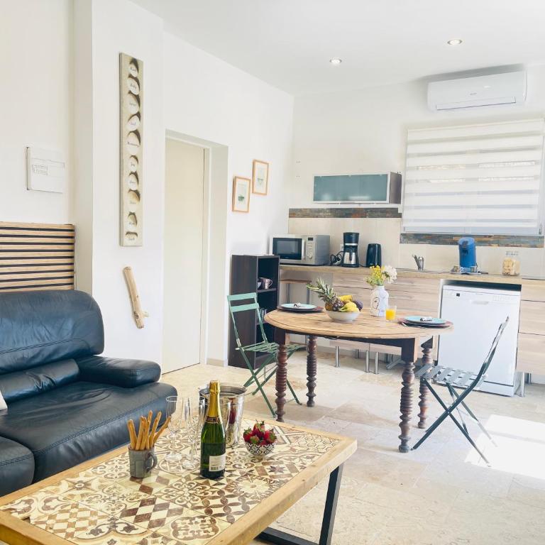 Beau 2 pièces emplacement n 1 proche de la mer - Apartment mit 1 Schlafzimmer - 24