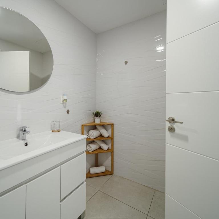 Apto Rebeca by HH AA, Wifi & Pool - Apartamento de 1 dormitorio - 24