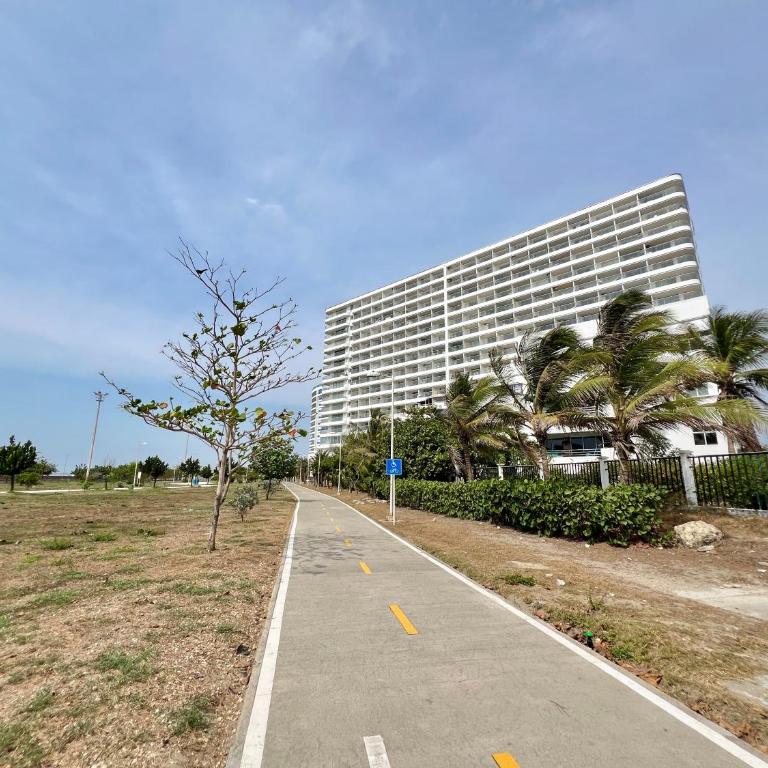 Beautiful Studio close to the beach - One-Bedroom Apartment - 8