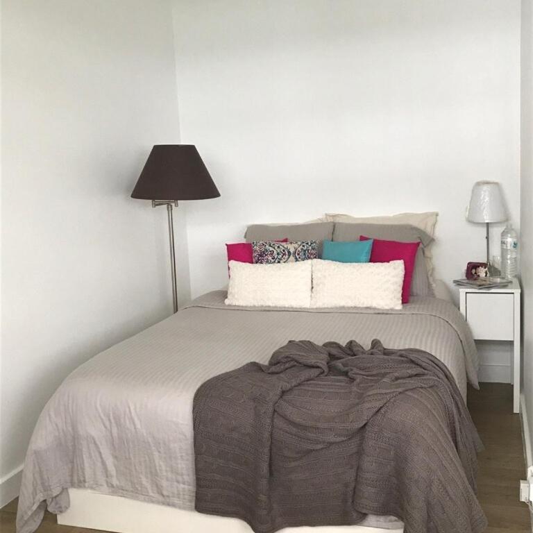 Grand studio fonctionnel, calme et ensoleillé - Appartement 1 Chambre - 10