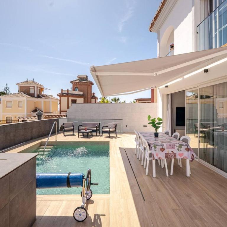 Villa Antonia Mar - Private & Heated Pool - Punta Lara Nerja - Casa - 2
