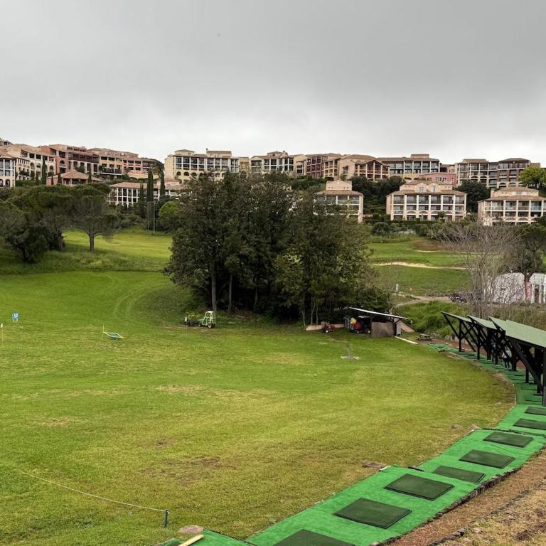 T2 Saint-Raphaël, Cap Esterel village, vue mer, rez de jardin - Apartment mit 1 Schlafzimmer - 38