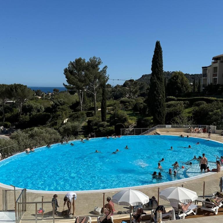 T2 Saint-Raphaël, Cap Esterel village, vue mer, rez de jardin - Apartment mit 1 Schlafzimmer - 43