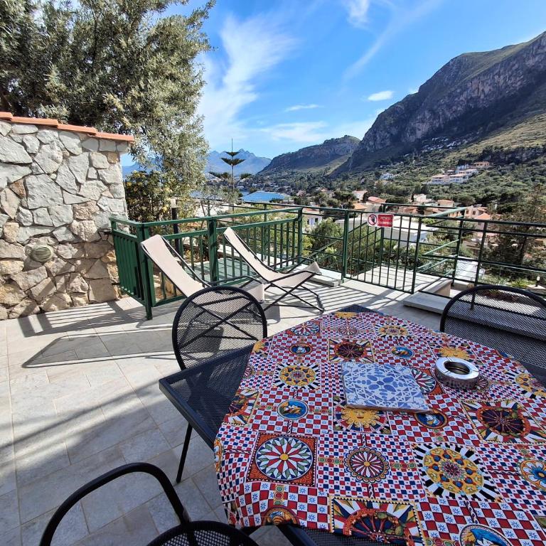 VFH Residence Flavia -Tre Piscine - Appartamento con 2 Camere da Letto, Terrazza e Vista Mare - 5