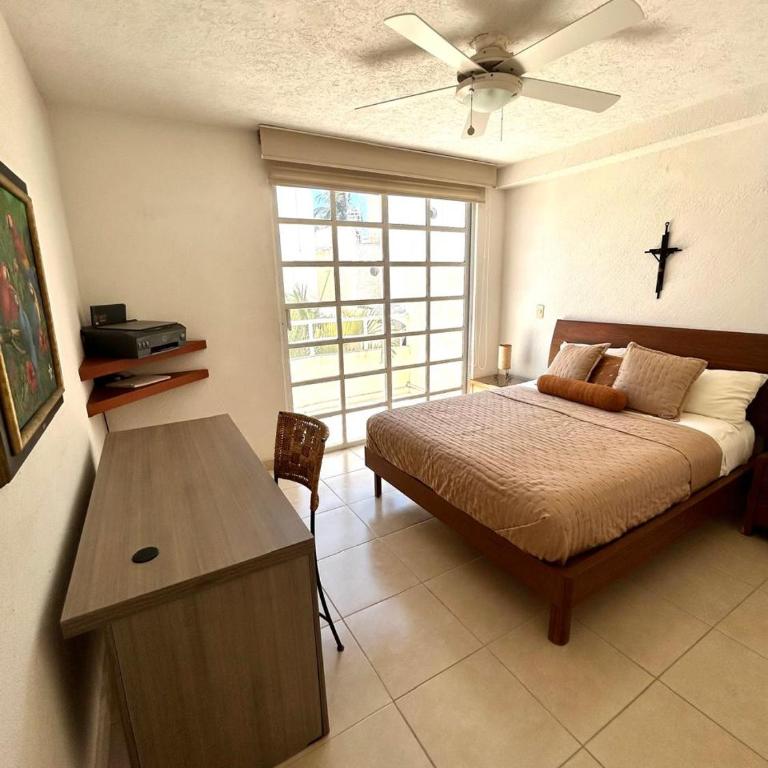 Luxurios house, pool and beach YOUR OASIS - Villa - 8