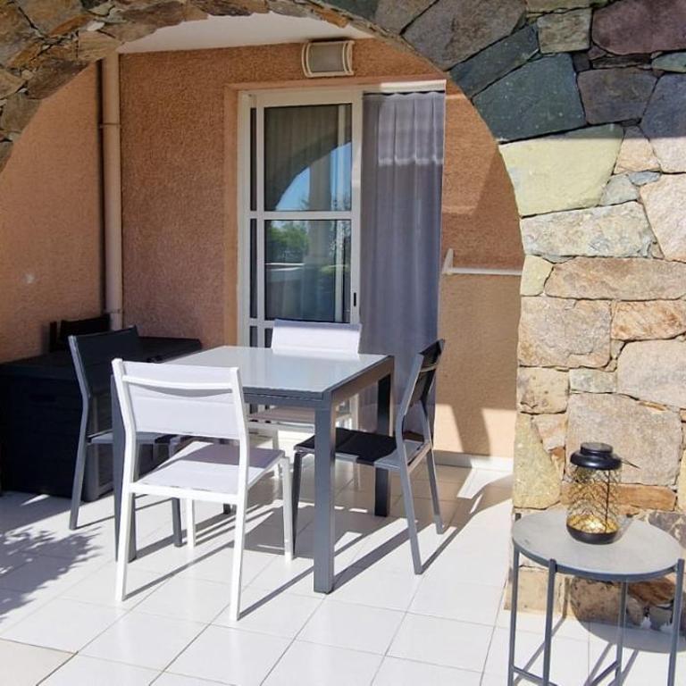 T2 Saint-Raphaël, Cap Esterel village, vue mer, rez de jardin - Apartment mit 1 Schlafzimmer - 48