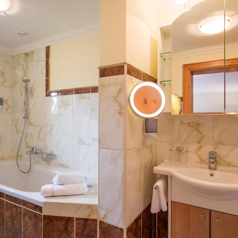 Naturhotel Alpenblick - Doppelzimmer - 12