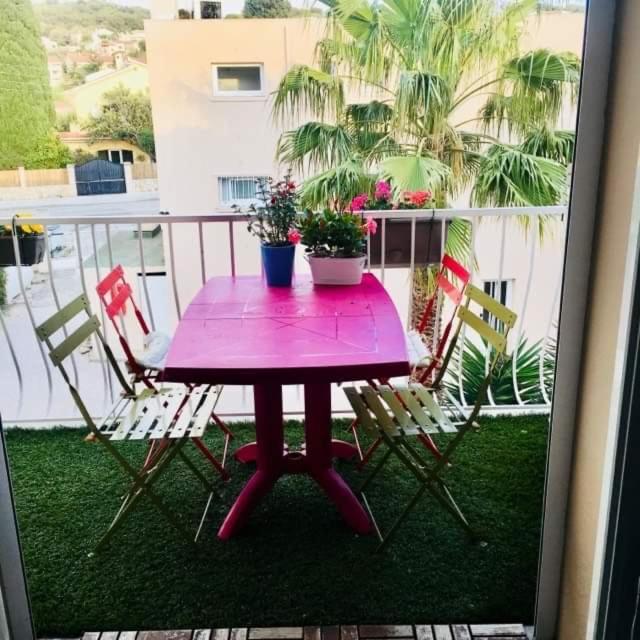 Appartement T2, 5mn à pied de la plage et du port de Sanary - One-Bedroom Apartment - 8