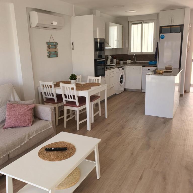 Edificio JUNIOR - Two-Bedroom Apartment - 1