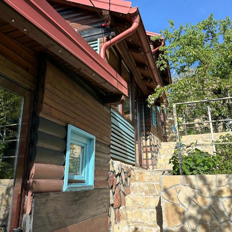 The Bungalows - One-Bedroom Bungalow - 17