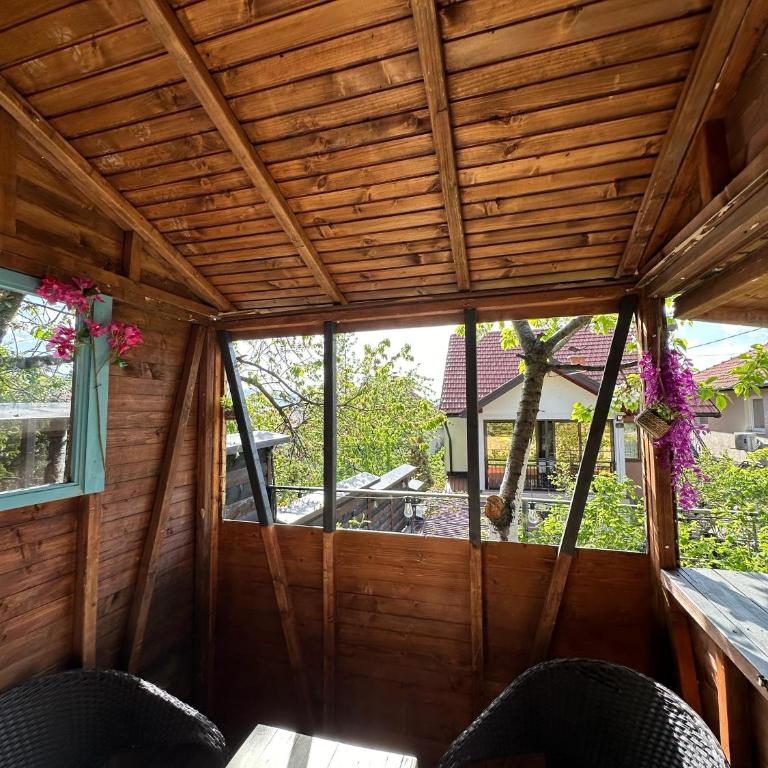 The Bungalows - Bungalow with Garden View - 13