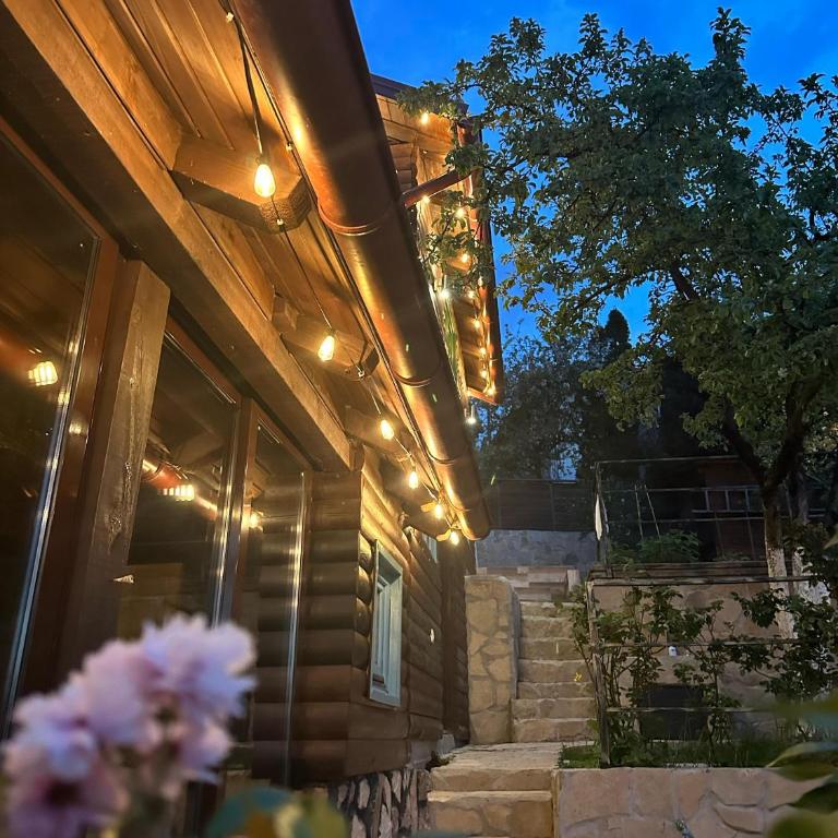 The Bungalows - One-Bedroom Bungalow - 1