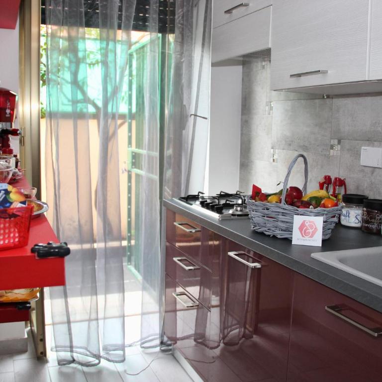 J&B b&b - Camera Matrimoniale/Doppia con Letti Singoli con Bagno Privato - 13