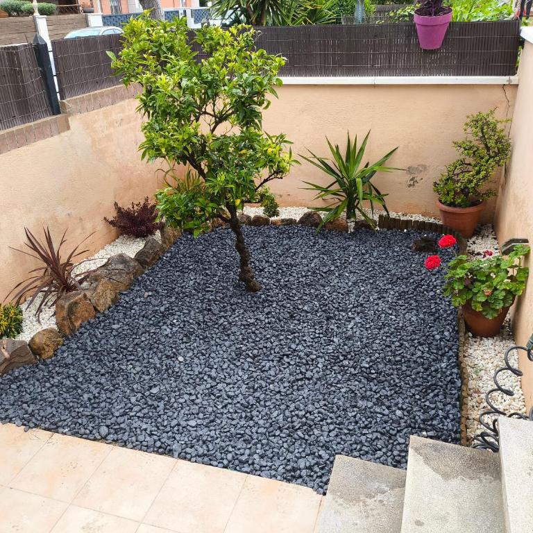 Adosado con jardín en los Xalets de Salou - Casa - 4