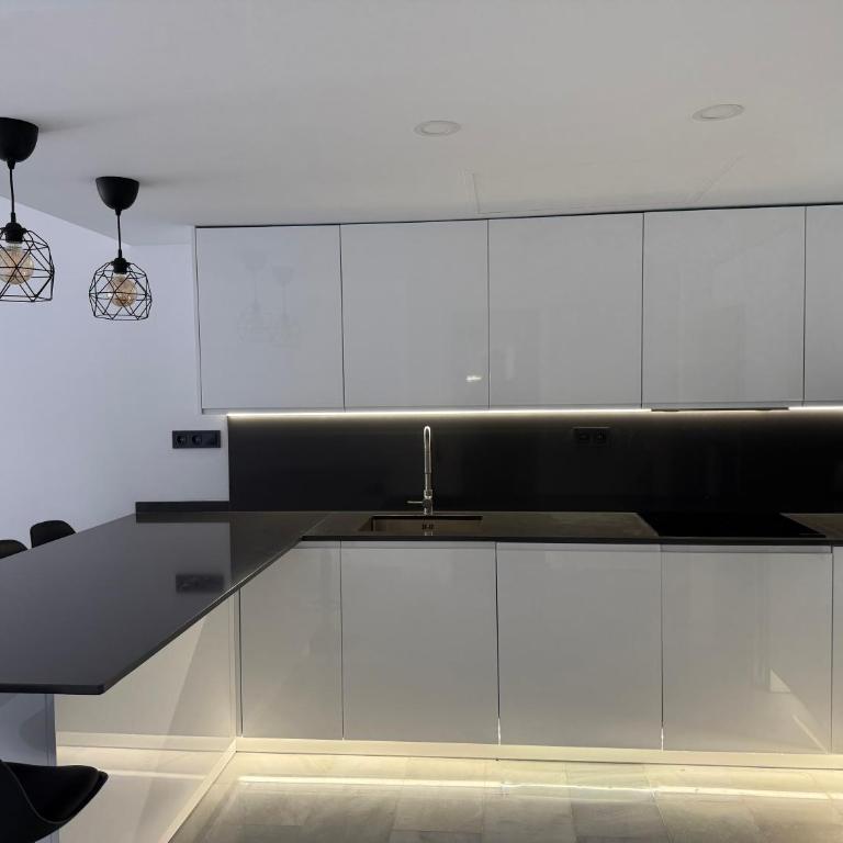 Ca Mestral Marbella - Sierra Blanca - Una de las mejores zonas de Marbella - Three-Bedroom Apartment - 8