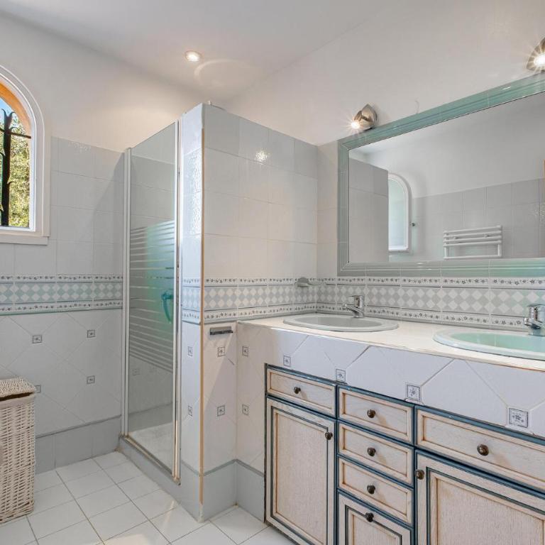 Mas Des Oliviers - Ferienhaus mit 4 Zimmern - 16