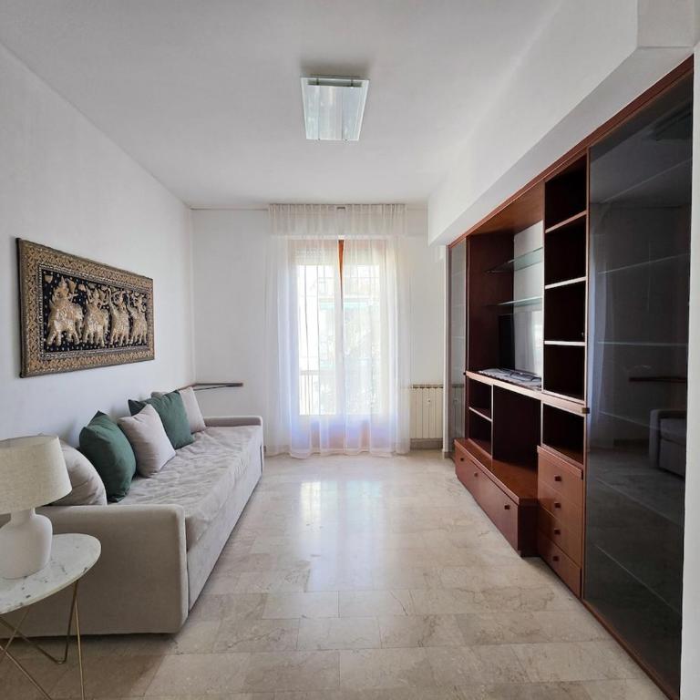 Michelle Apartment with private parking - Three-Bedroom Standard Apartment - 1