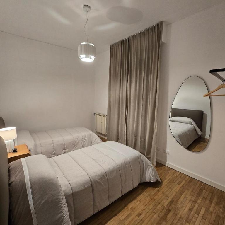 Michelle Apartment with private parking - Three-Bedroom Standard Apartment - 13