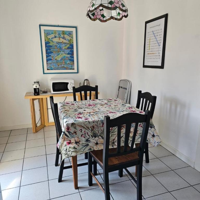 Michelle Apartment with private parking - Three-Bedroom Standard Apartment - 51