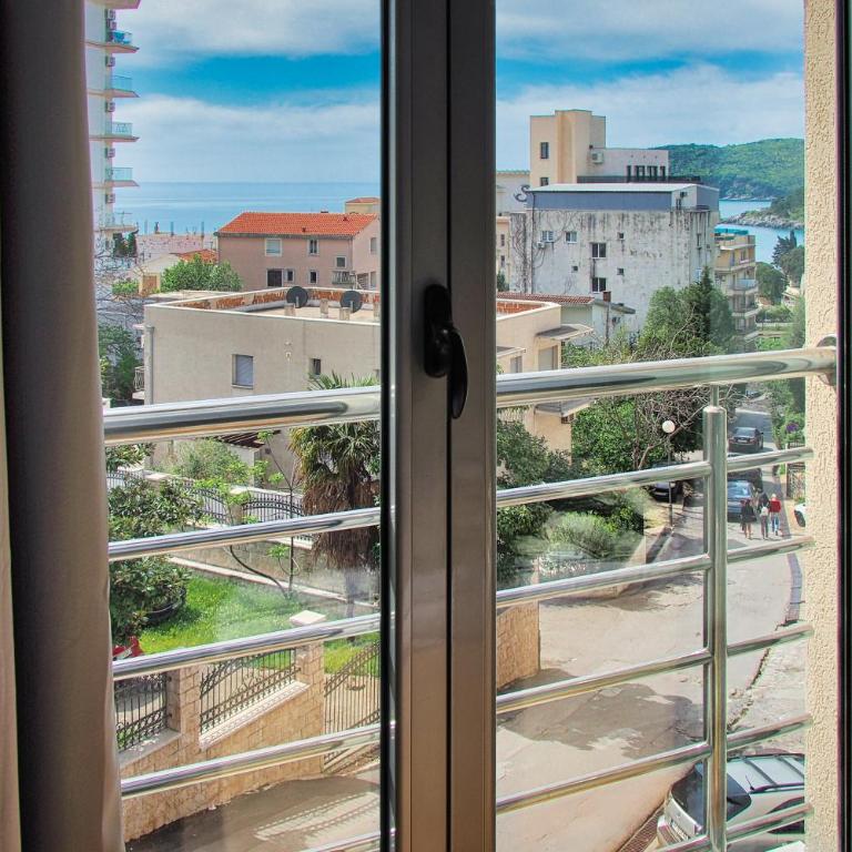 Cozy 1BD apartment 7min to beach - Apartman s 1 Spavaćom Sobom, Balkonom i Pogledom na More - 8