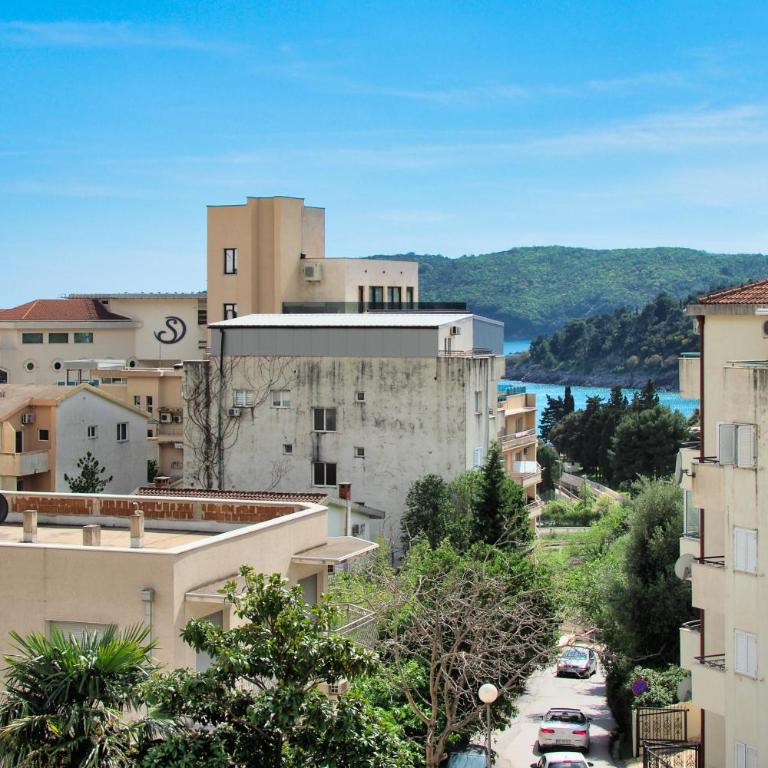 Cozy 1BD apartment 7min to beach - Apartman s 1 Spavaćom Sobom, Balkonom i Pogledom na More - 12