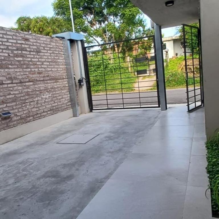 Duplex French - Two-Bedroom Townhouse - 12