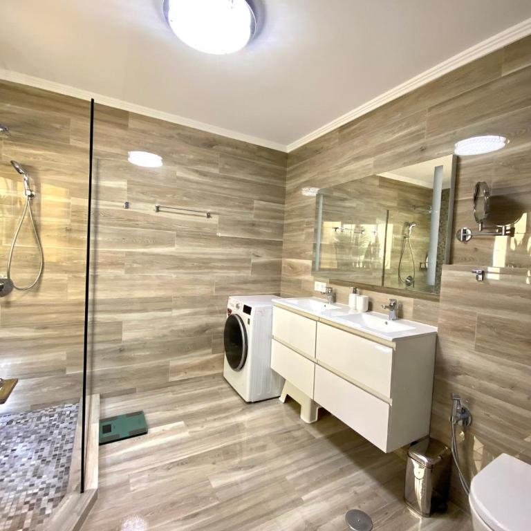 Panoramic view apartment with big terrace - Apartamento de 1 dormitorio - 22