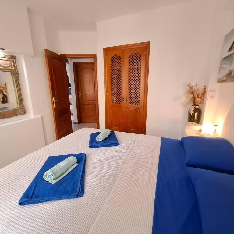 Green Oasis Apartment - near Los Locos Beach - Two-Bedroom Apartment - 2