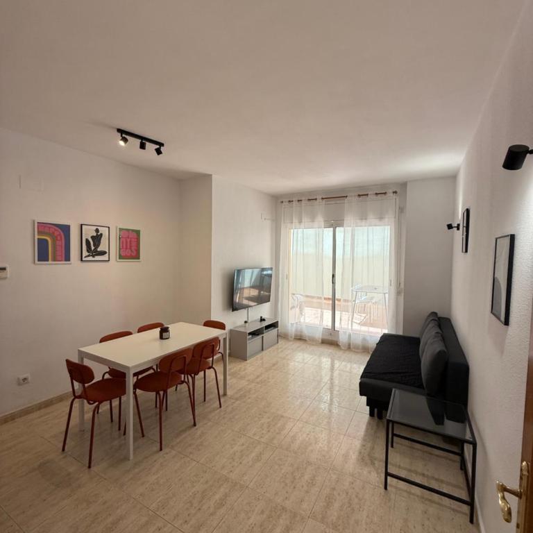 UNA MATTINA - PISCINA Y PLAYA - Cap Salou - Two-Bedroom Apartment - 2