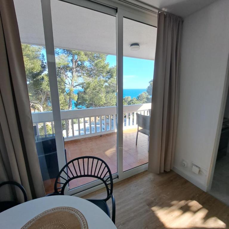 Apto Vistas al Mar -Punta del Cavall - Apartamento de 1 dormitorio - 4